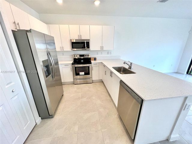 23255 SW 129th Path 23255, Homestead, FL 33170