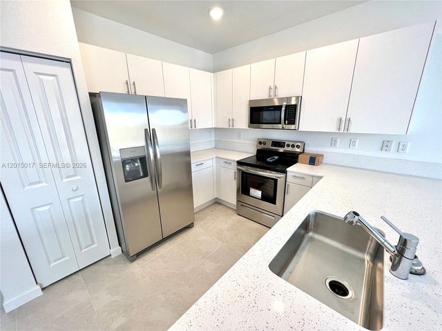 23255 SW 129th Path 23255, Homestead, FL 33170