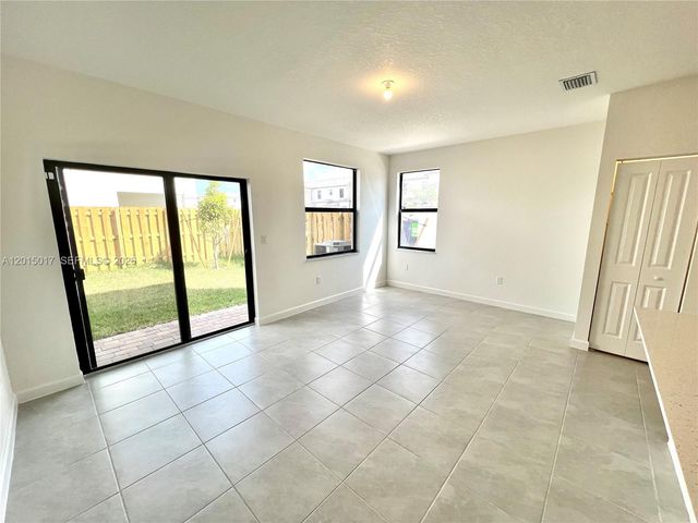 23255 SW 129th Path 23255, Homestead, FL 33170