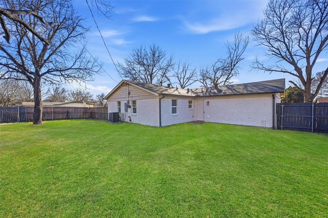 3700 Aurora Street, Haltom City, TX 76117