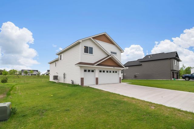 4634 9th Street NE, Saint Cloud, MN 56304