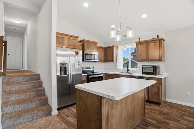 4634 9th Street NE, Saint Cloud, MN 56304