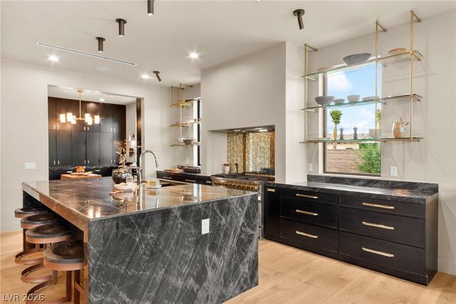 8565 Stange Avenue, Las Vegas, NV 89129