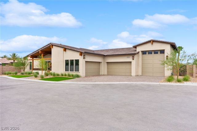 8565 Stange Avenue, Las Vegas, NV 89129
