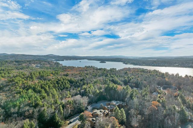 209 Lady Walsingham Way, Laconia, NH 03246