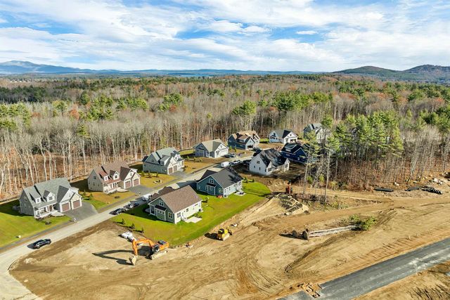 209 Lady Walsingham Way, Laconia, NH 03246