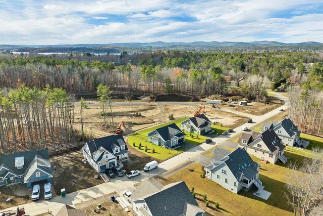 209 Lady Walsingham Way, Laconia, NH 03246