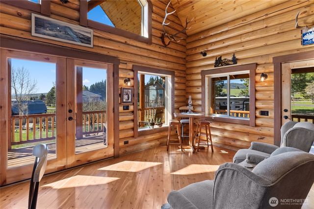 351 Ridge Loop Drive, Cle Elum, WA 98922