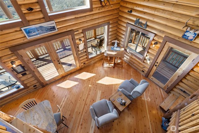 351 Ridge Loop Drive, Cle Elum, WA 98922