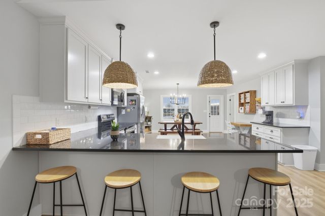 88 Pine Tree Road, Taylorsville, NC 28681