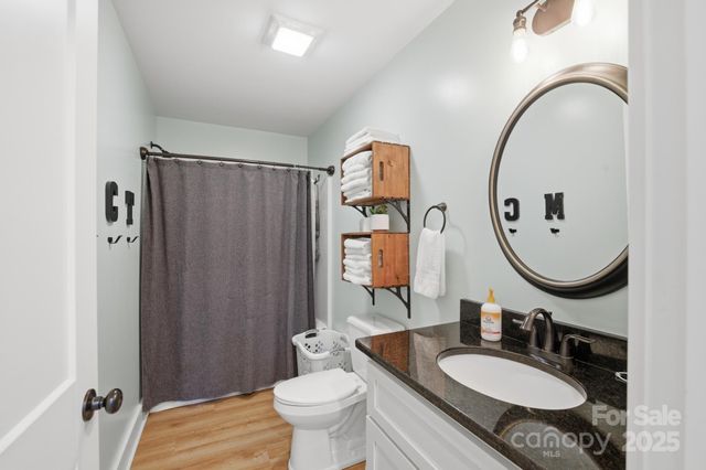 88 Pine Tree Road, Taylorsville, NC 28681