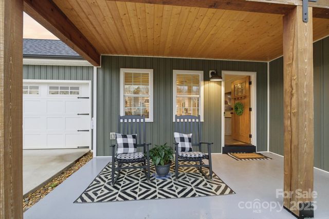 88 Pine Tree Road, Taylorsville, NC 28681