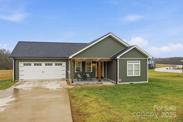 88 Pine Tree Road, Taylorsville, NC 28681