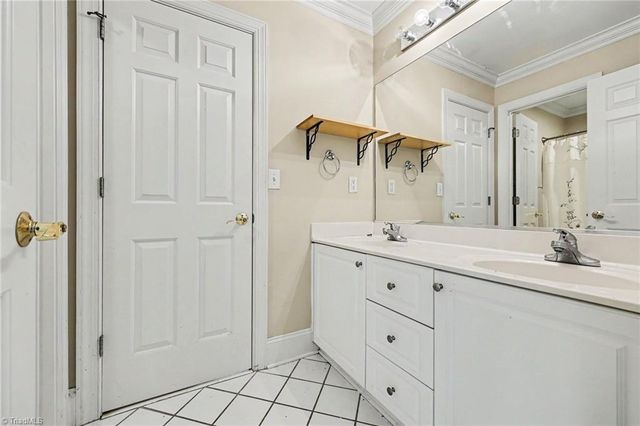 8005 Whitmore Cove Lane, Clemmons, NC 27012
