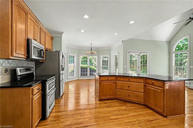 8005 Whitmore Cove Lane, Clemmons, NC 27012