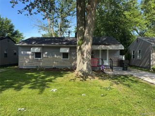 15684 Mcguire Street, Taylor, MI 48180