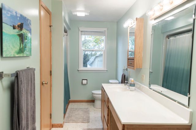 317 Maiden Lane, St Joseph, MI 49085