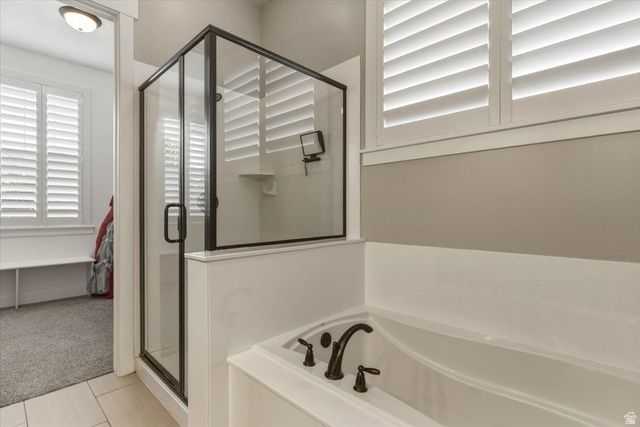 1692 W SPRING MEADOW LN, Farmington, UT 84025