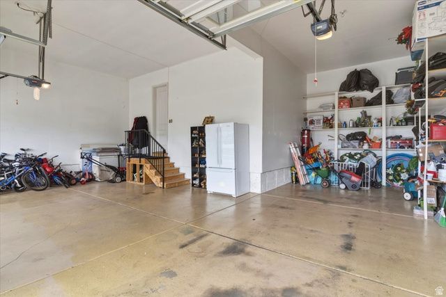 1692 W SPRING MEADOW LN, Farmington, UT 84025