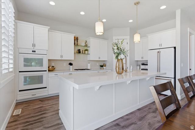 1692 W SPRING MEADOW LN, Farmington, UT 84025