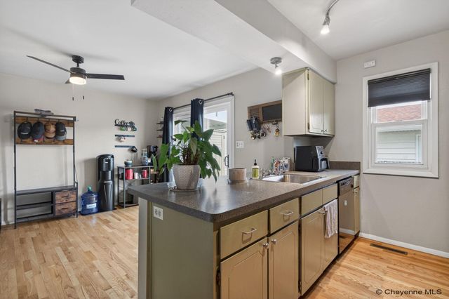 1454 TRENT CT, Cheyenne, WY 82009