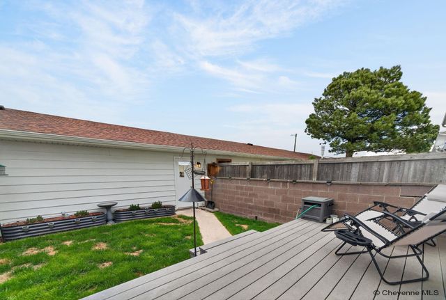 1454 TRENT CT, Cheyenne, WY 82009