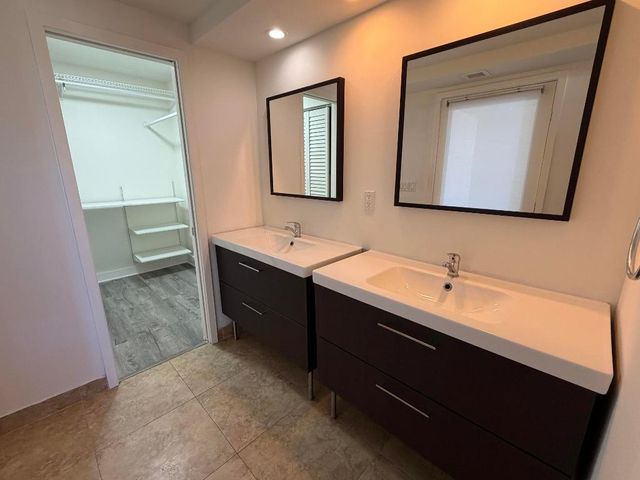 2000 NE 135th Street Ph, North Miami, FL 33181