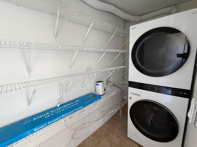 2000 NE 135th Street Ph, North Miami, FL 33181