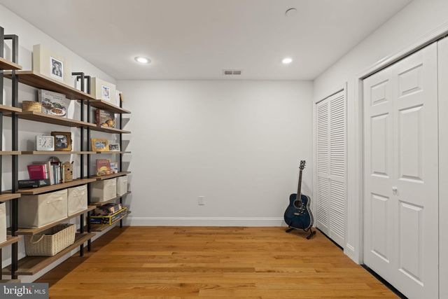 530 DICKINSON ST, Philadelphia, PA 19147