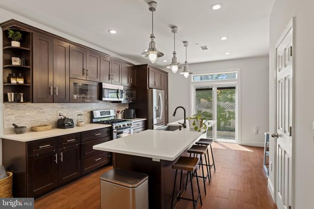 530 DICKINSON ST, Philadelphia, PA 19147