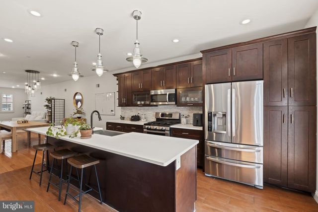 530 DICKINSON ST, Philadelphia, PA 19147