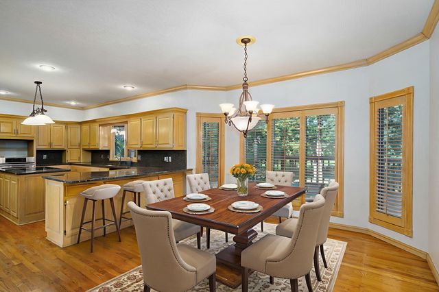 4963 S Glenhaven Avenue, Springfield, MO 65804