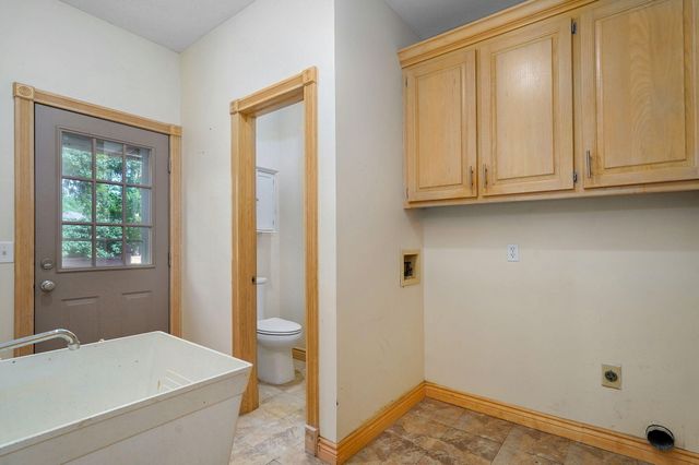 4963 S Glenhaven Avenue, Springfield, MO 65804