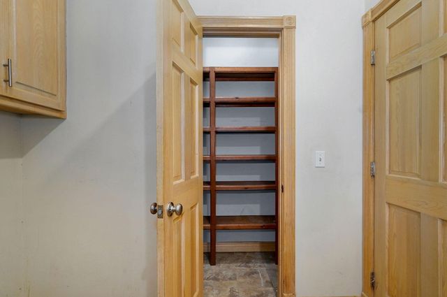 4963 S Glenhaven Avenue, Springfield, MO 65804