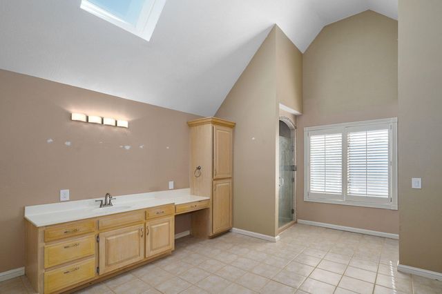 4963 S Glenhaven Avenue, Springfield, MO 65804