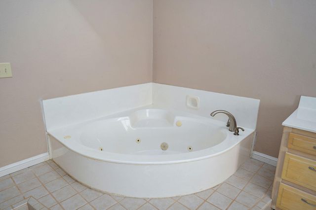 4963 S Glenhaven Avenue, Springfield, MO 65804