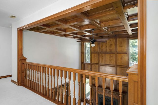 4963 S Glenhaven Avenue, Springfield, MO 65804