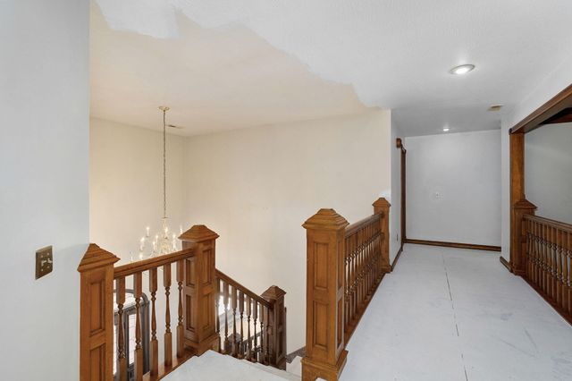 4963 S Glenhaven Avenue, Springfield, MO 65804