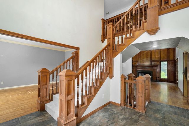 4963 S Glenhaven Avenue, Springfield, MO 65804