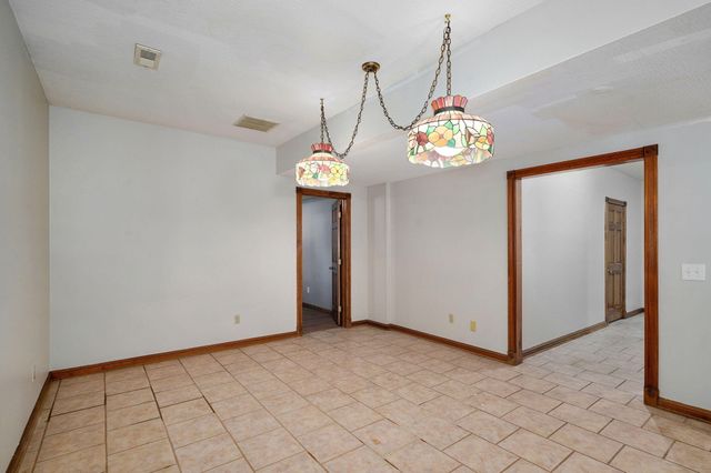 4963 S Glenhaven Avenue, Springfield, MO 65804