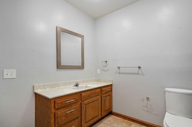 4963 S Glenhaven Avenue, Springfield, MO 65804