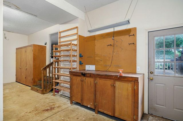 4963 S Glenhaven Avenue, Springfield, MO 65804