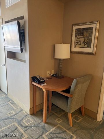 211 East Flamingo Road 614, Las Vegas, NV 89169