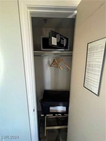 211 East Flamingo Road 614, Las Vegas, NV 89169