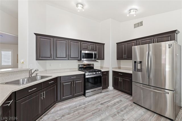 5721 Great Eagle Court, Las Vegas, NV 89122