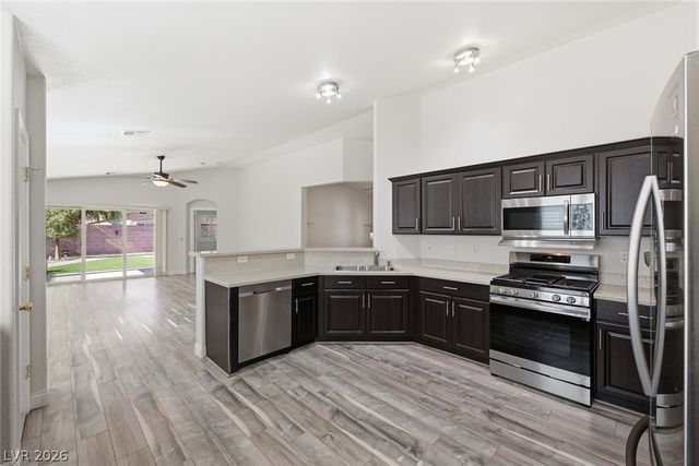 5721 Great Eagle Court, Las Vegas, NV 89122