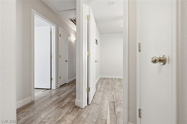5721 Great Eagle Court, Las Vegas, NV 89122