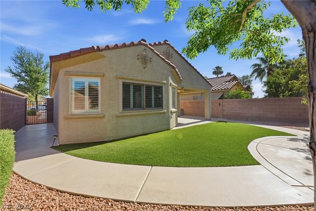 5721 Great Eagle Court, Las Vegas, NV 89122