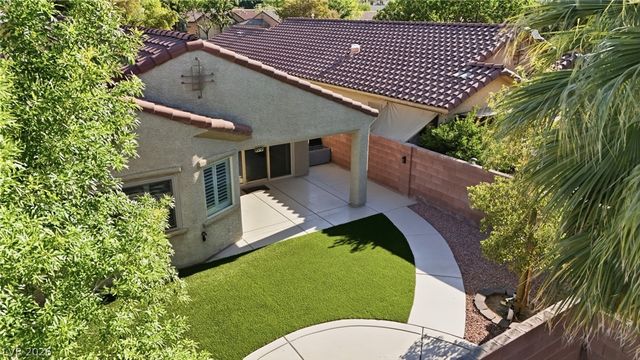 5721 Great Eagle Court, Las Vegas, NV 89122