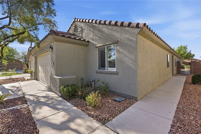 5721 Great Eagle Court, Las Vegas, NV 89122